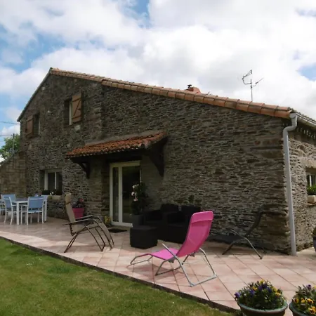 Au Clos De Launay Chambres D'hotes - Louis Couette-café